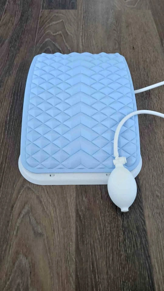 Inflatable Lumbar Traction Device