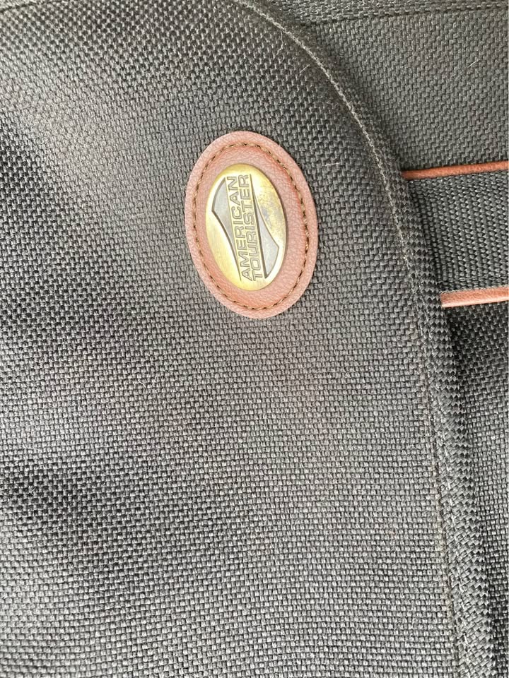 American Tourister Rolling Suitcase – Carry-On/Medium - photo 4