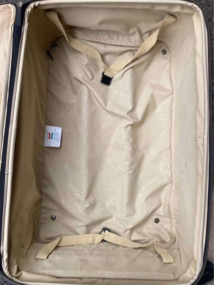 American Tourister Rolling Suitcase – Carry-On/Medium - photo 5