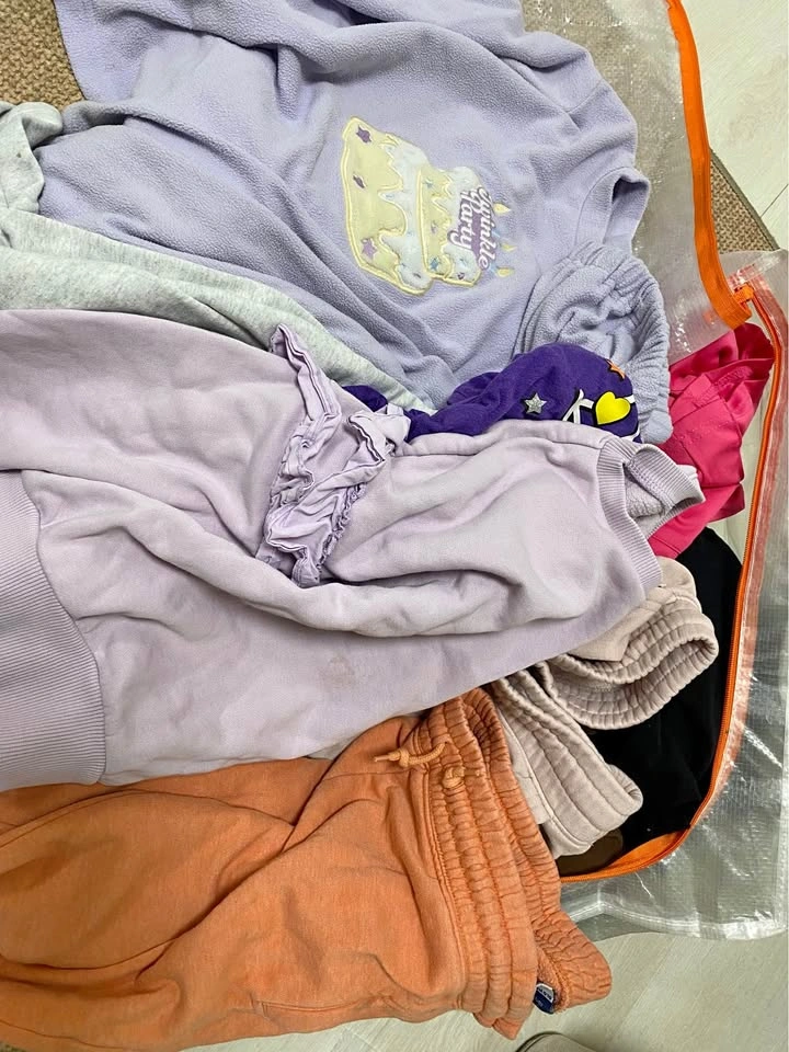 Bag of girls clothes & pants size 8-10