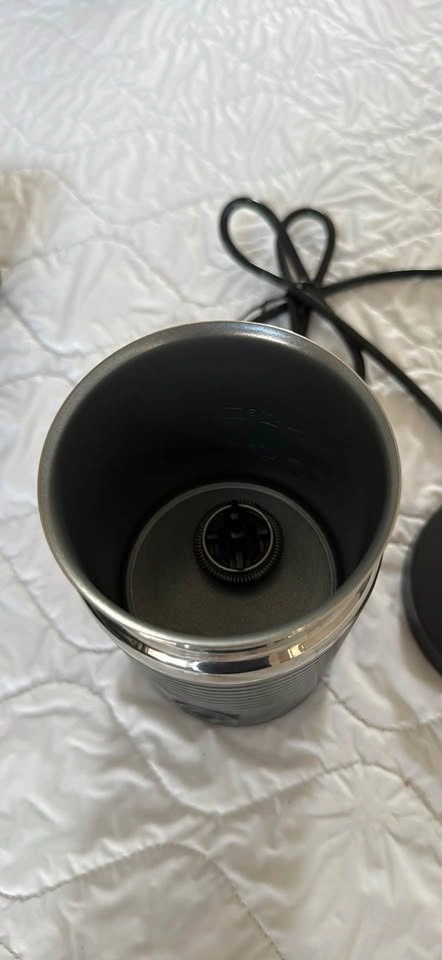 Nespresso Vertuo Coffee Machine with Aeroccino 3 and Pod Drawer - photo 3