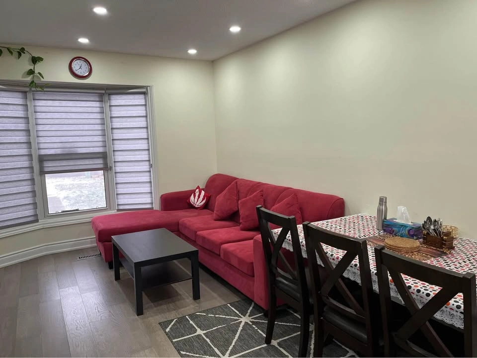 Sectional sofa - photo 2