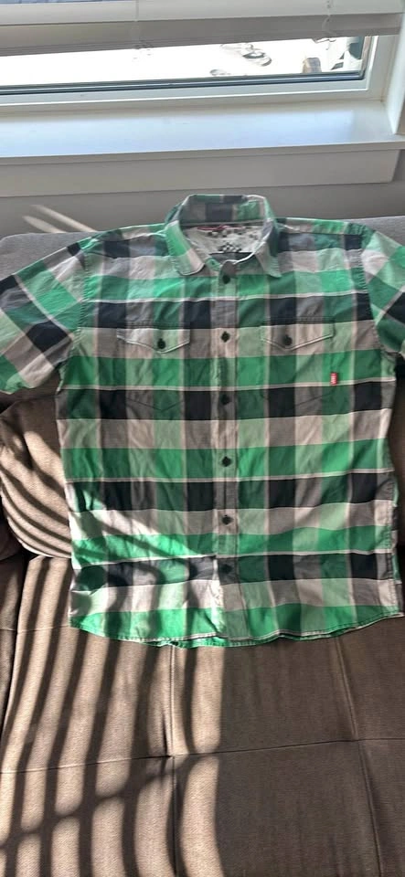 Vans Short Sleeve Plaid Button Down Shirt