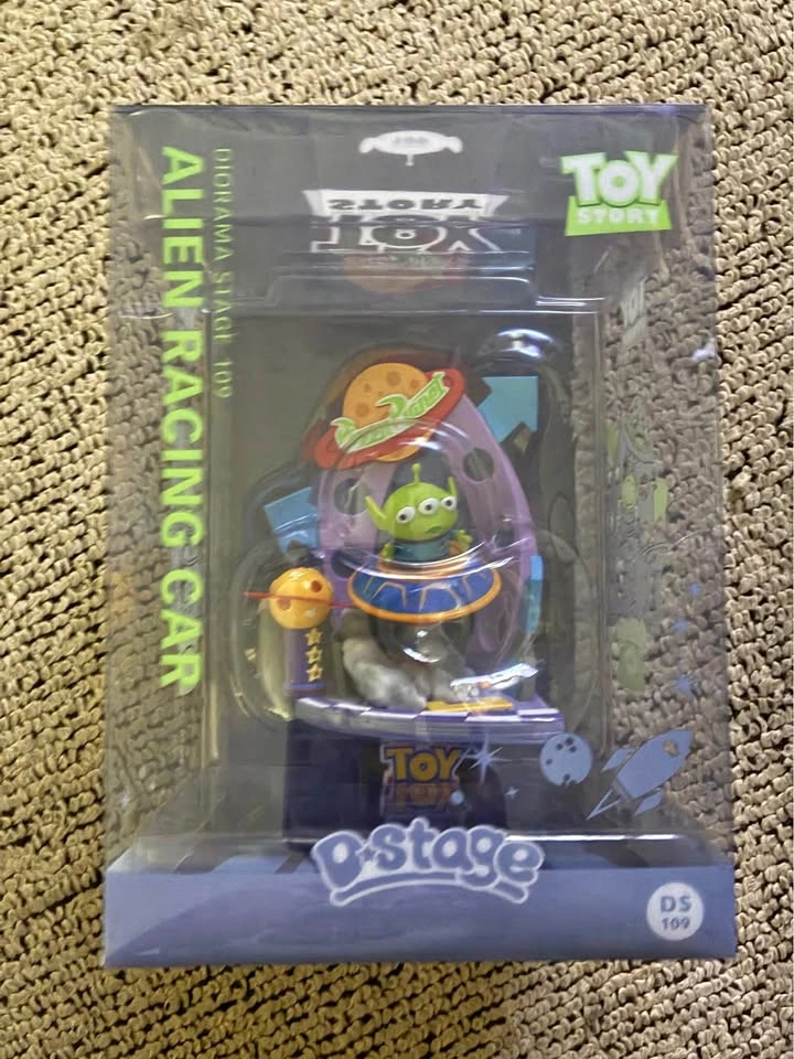 Beast Kingdom D-Stage DS-109 Alien Racing Car Diorama Statue