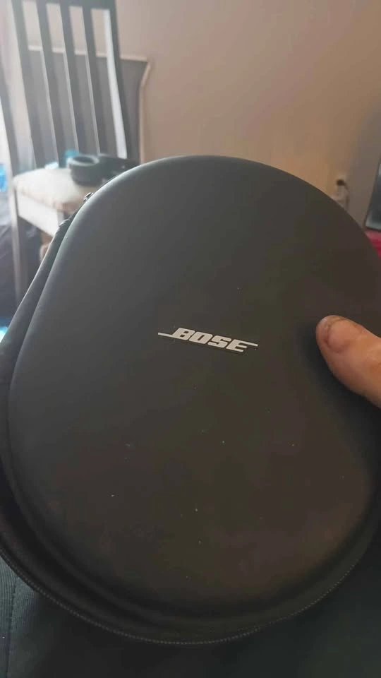 Bose QuietComfort 45 Wireless Headphones - photo 3