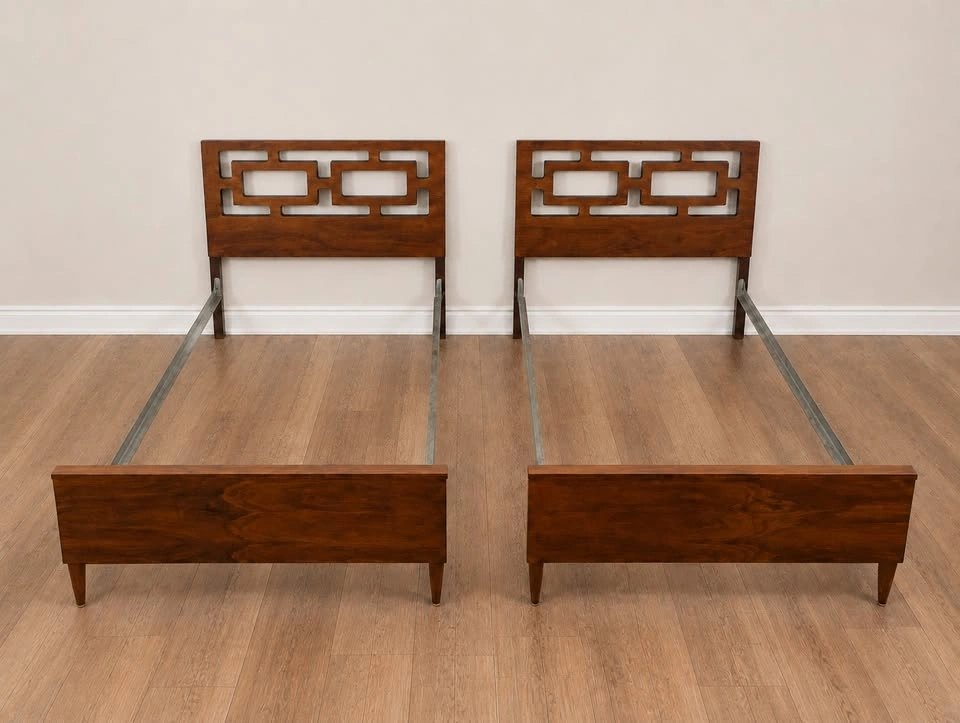 Pair of Vintage Teak Twin Bed Frames Mid Century Modern - photo 2
