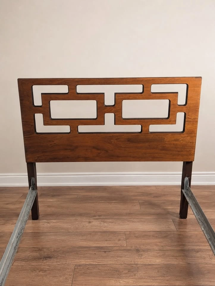 Pair of Vintage Teak Twin Bed Frames Mid Century Modern - photo 4