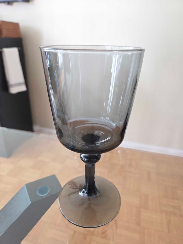 Black Dinnerware and Glassware Set - photo 5