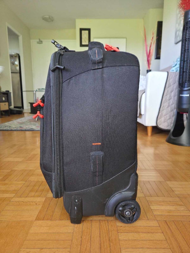 Vanguard Xcenior 48T Rolling Camera Trolley – Great Condition - photo 2