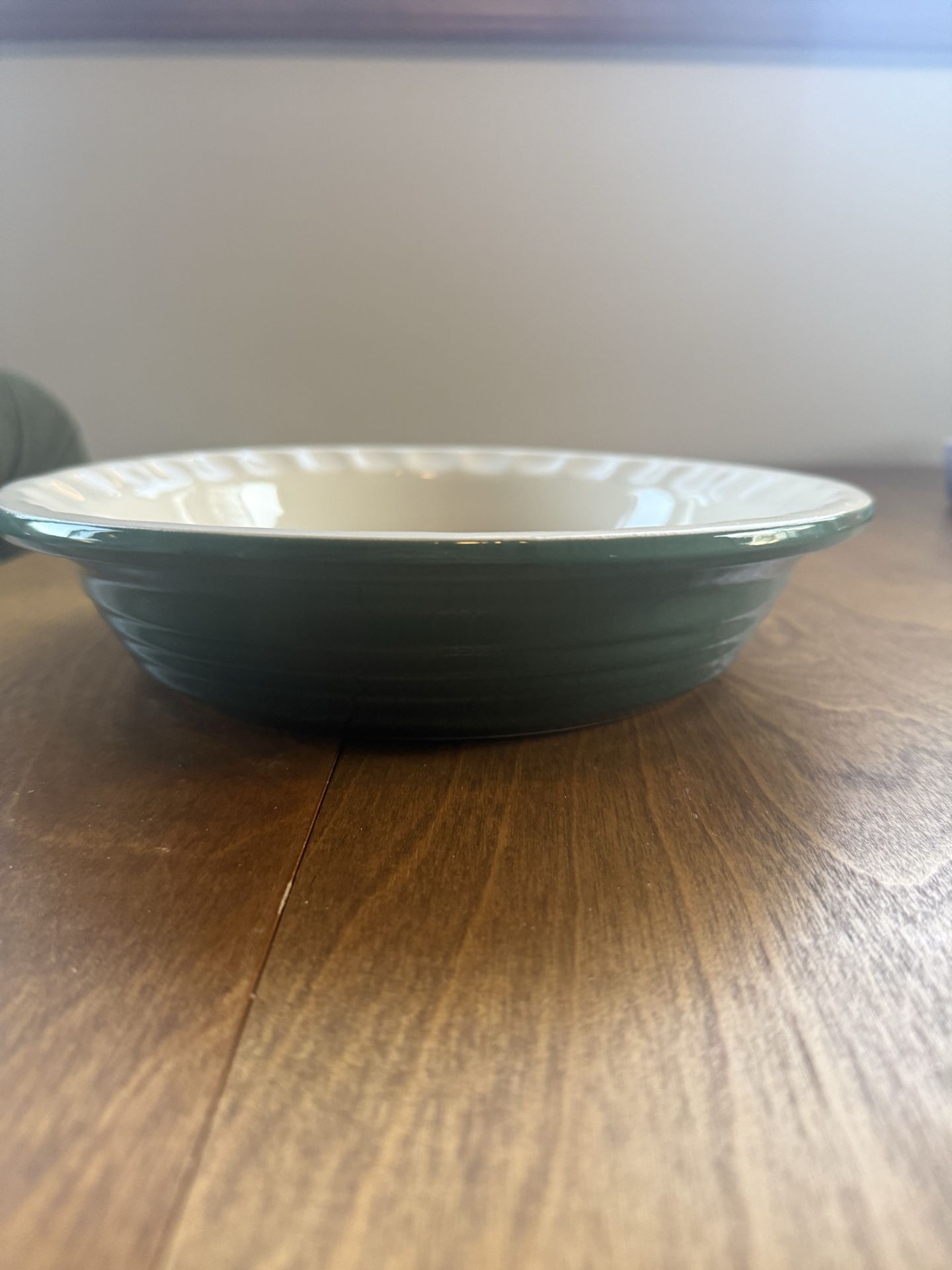 Le Creuset Pie Dish 9”