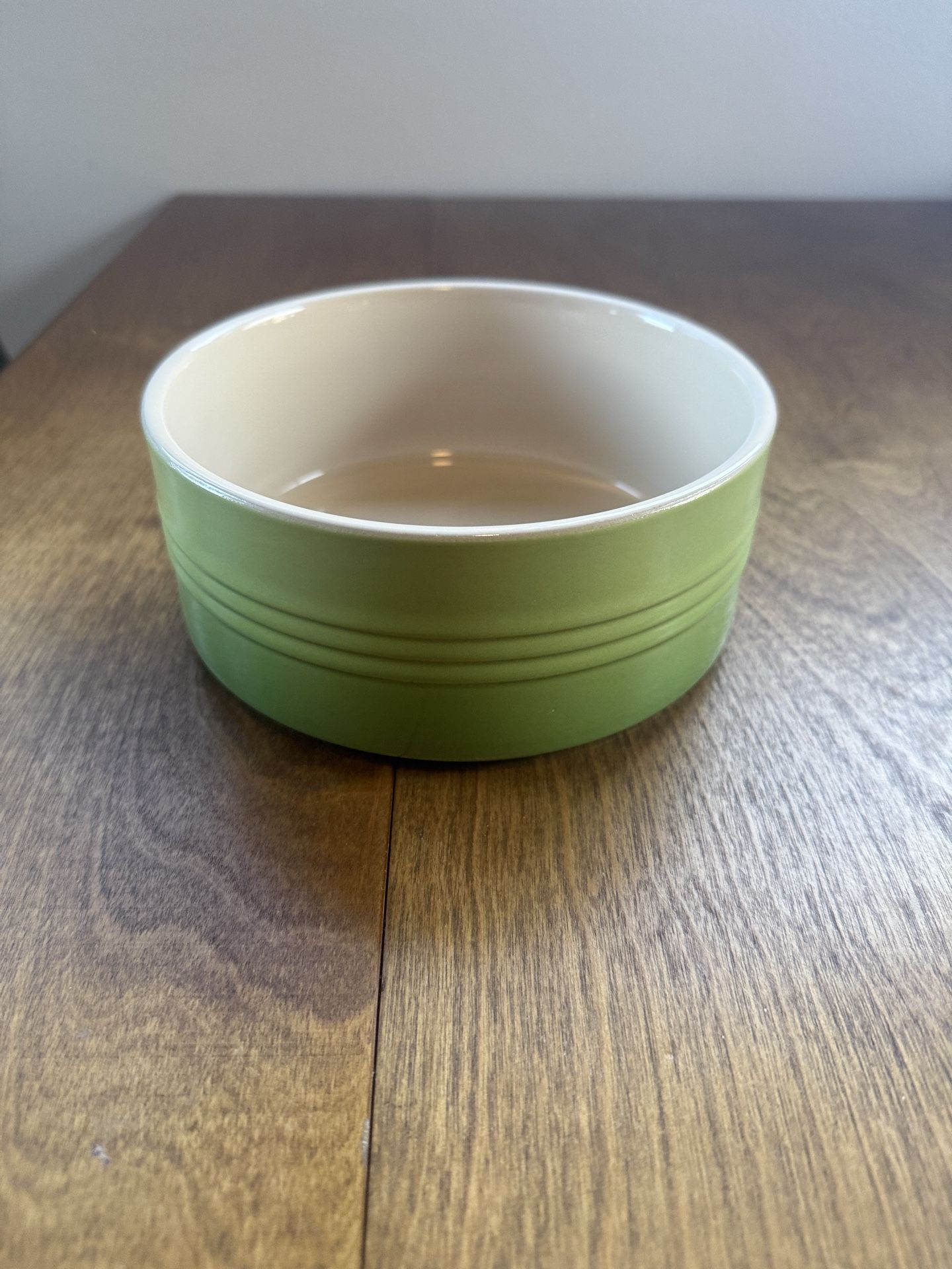 Le Creuset Stoneware Soufflé Dish — Palm Green