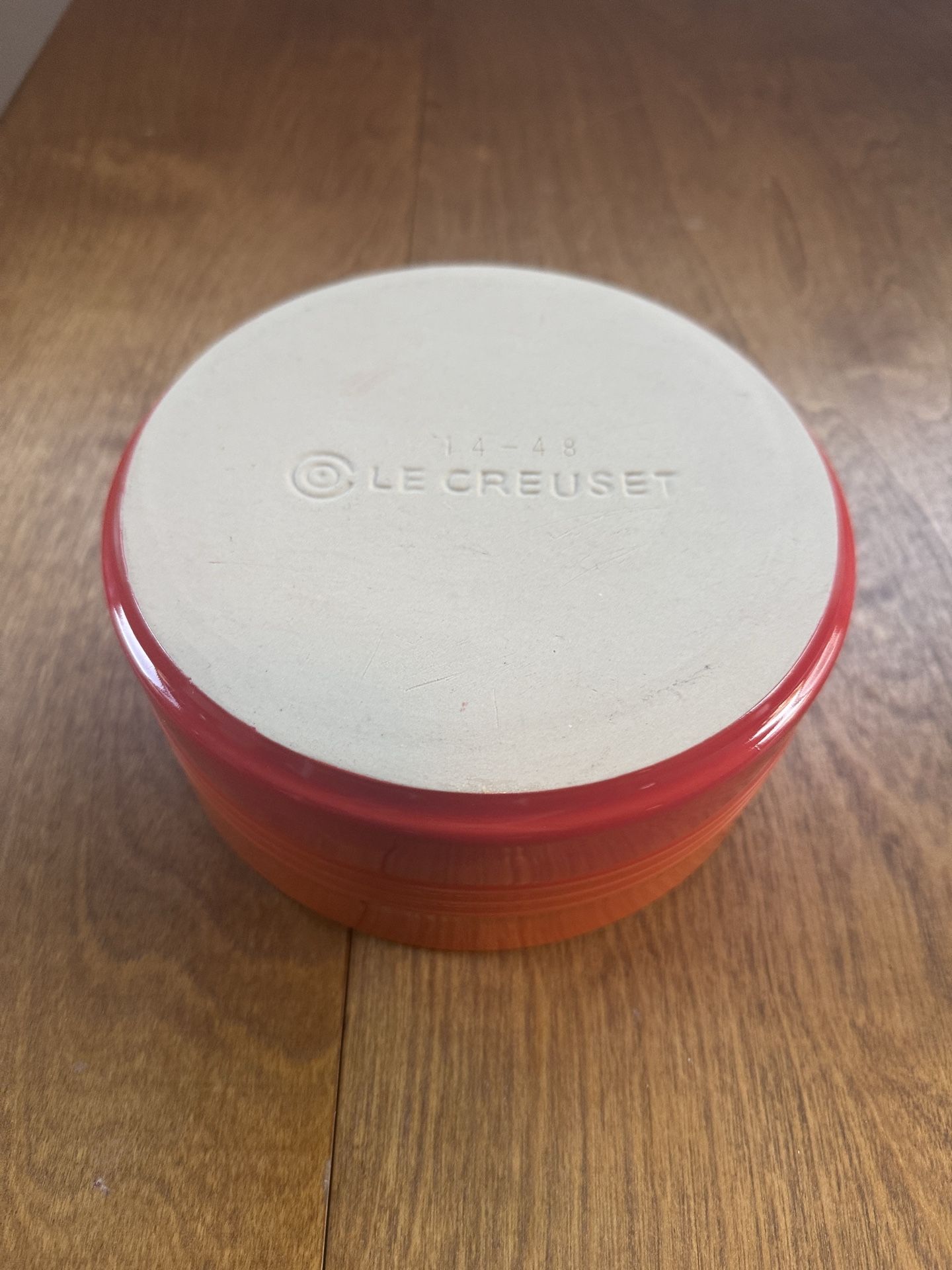 Le Creuset Stoneware Soufflé Dish — Flame - photo 2