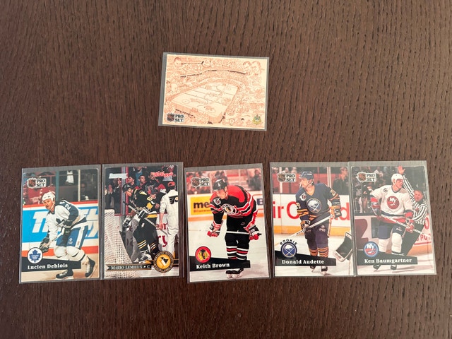 Pro Set Hockey Cards