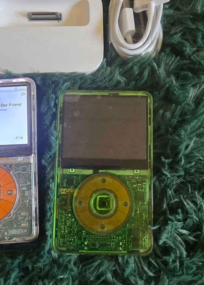 iPod Classic 5th and 6th Gen - photo 3