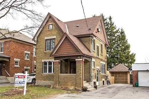 3 Beds 2 Baths - House
