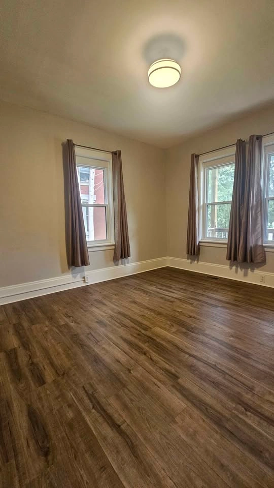 3 Beds 1 Bath - House - photo 5