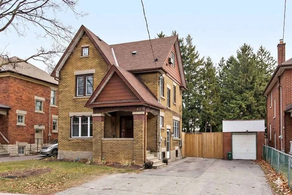 1 Bed 1 Bath - House