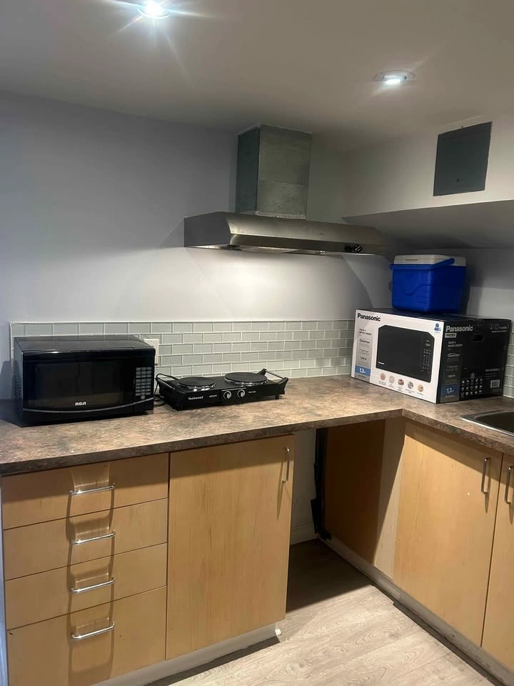 1 Bed 1 Bath - House - photo 4