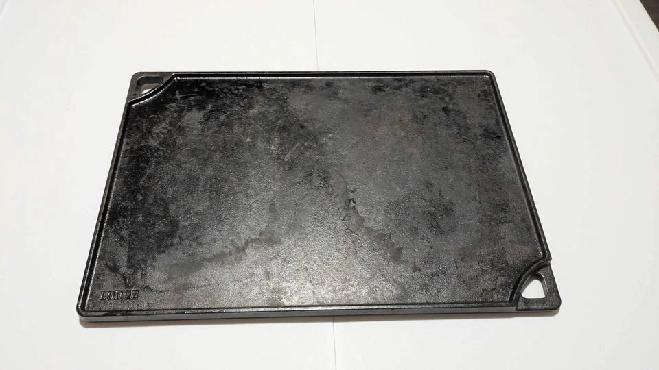 Lodge seasoned cast iron griddle - photo 2