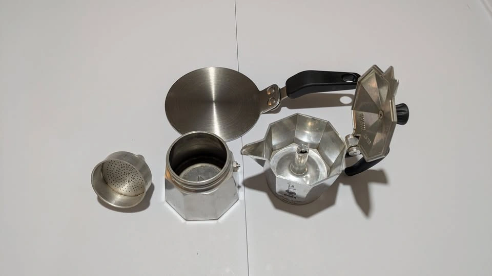 Bialetti 3-cup Moka Pot + Heating Induction Plate - photo 3