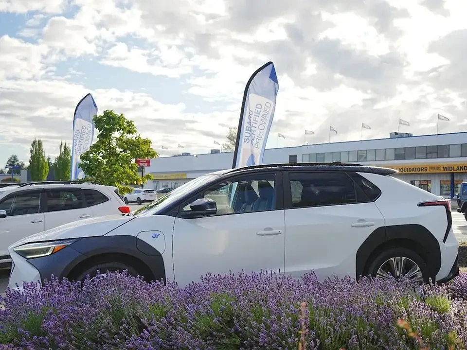 2023 Subaru Solterra - photo 3