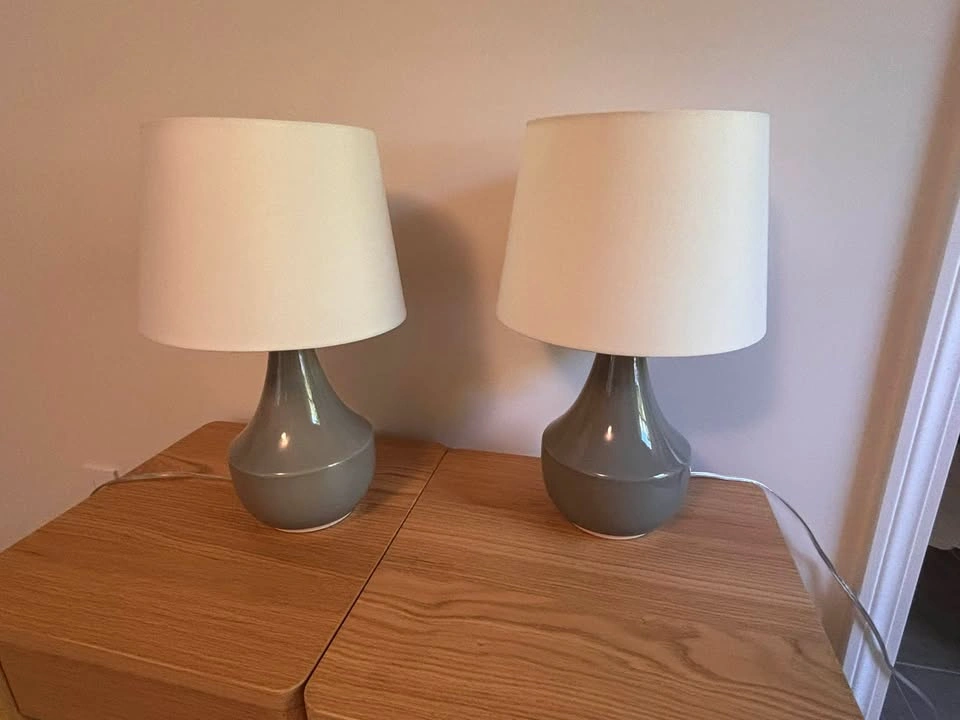 Pair of Gray Ceramic Table Lamps - photo 2