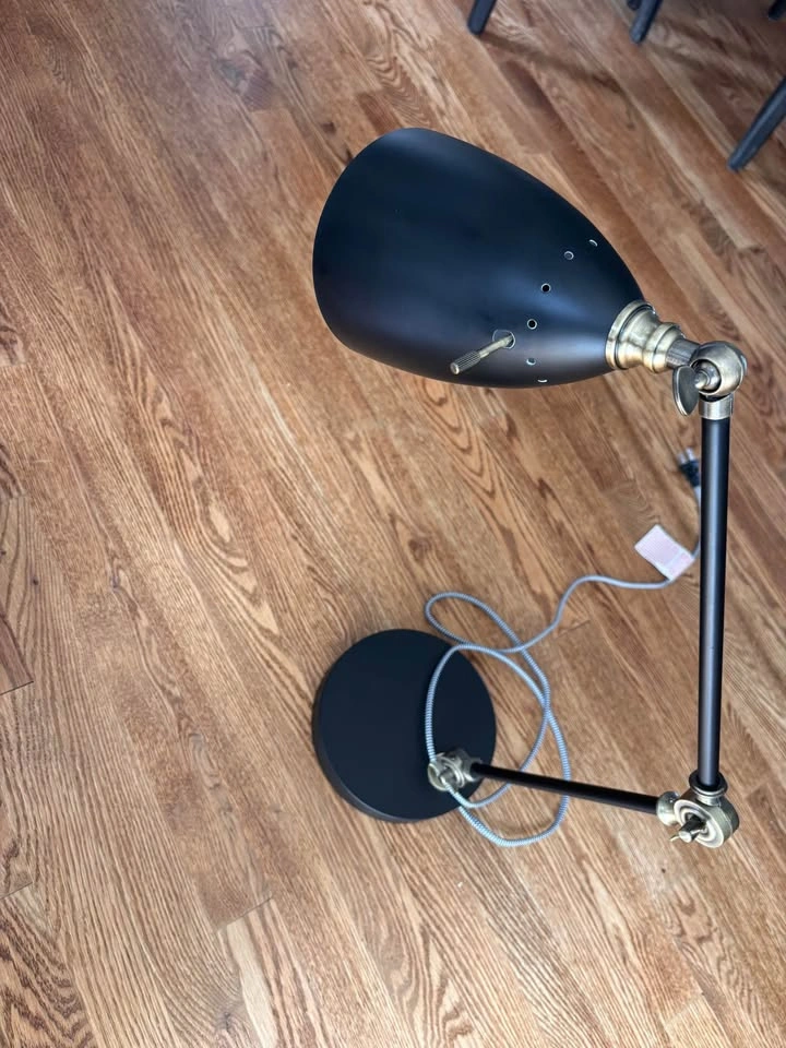 Black desk lamp, adjustable arm - photo 2