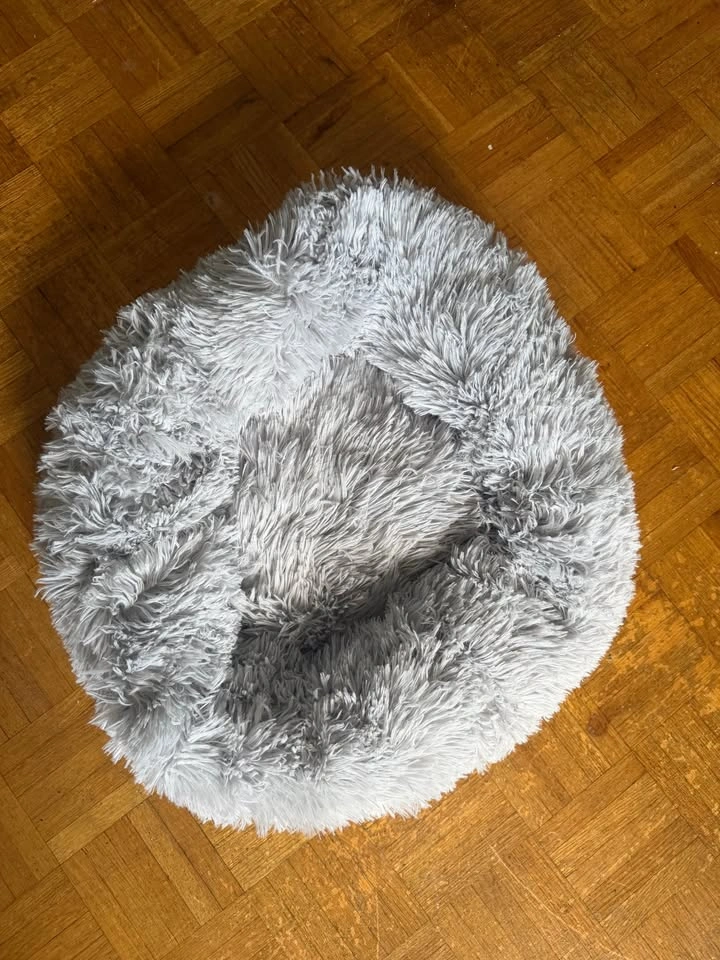 small dog bed - photo 3