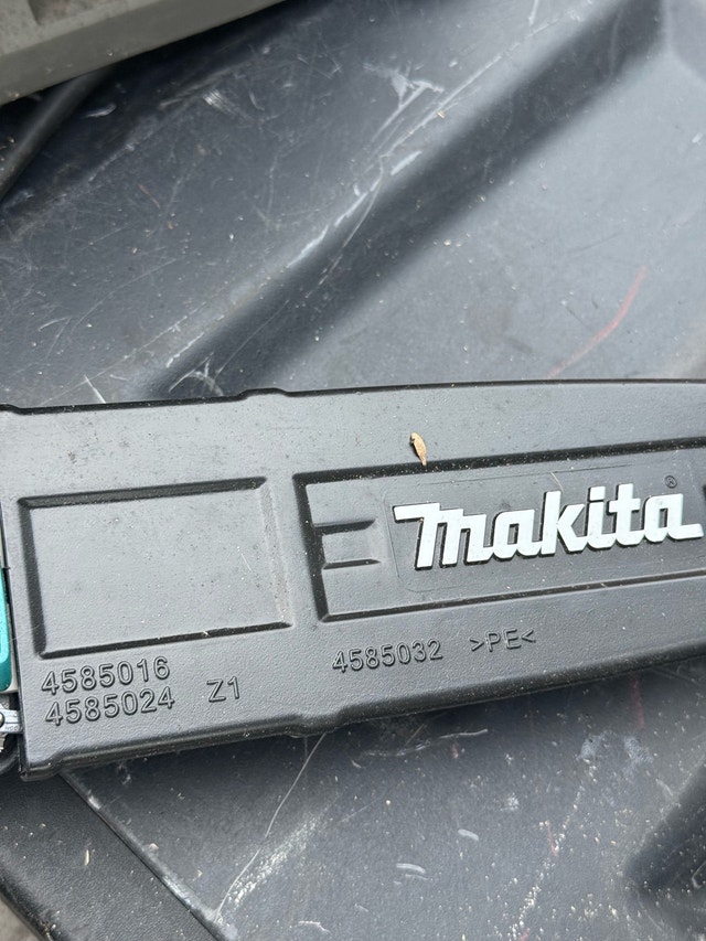 10” Pole Saw Attachment – Makita EY402 - photo 5
