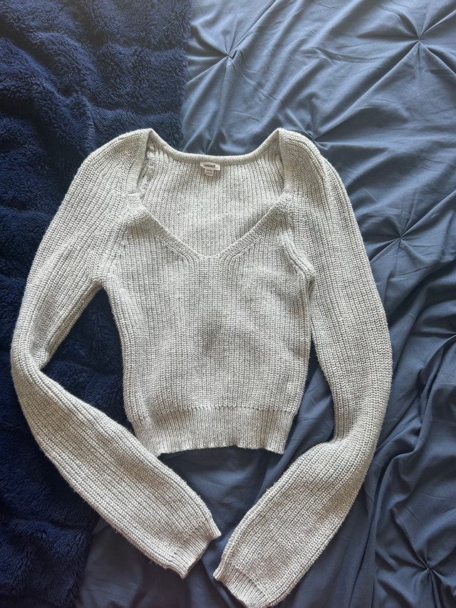 Garage V-Neck Cropped Knit Sweater-XS-Grey