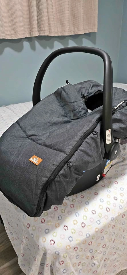 WINTER CAR SEAT COVER