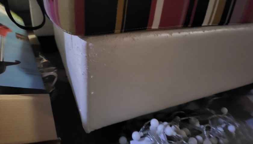 FREE sofas x2 URGENT.PICKUP NEEDED - photo 2