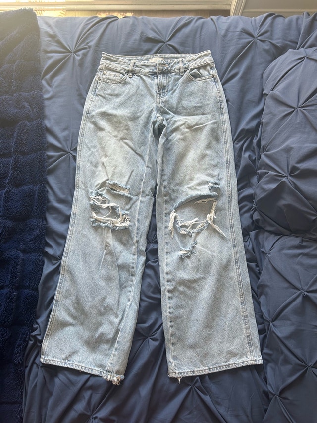Pacsun Casey Low Rise Baggy Jeans- Light wash-25
