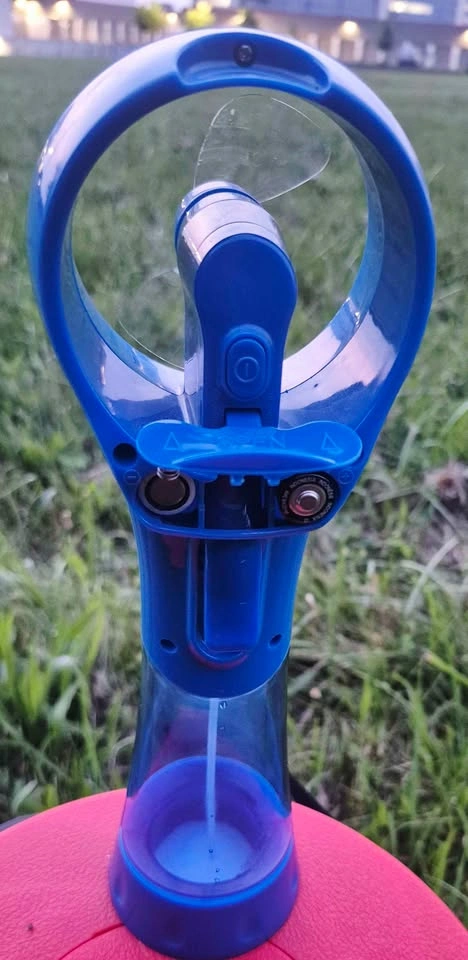 Handheld Misting Fan - photo 2