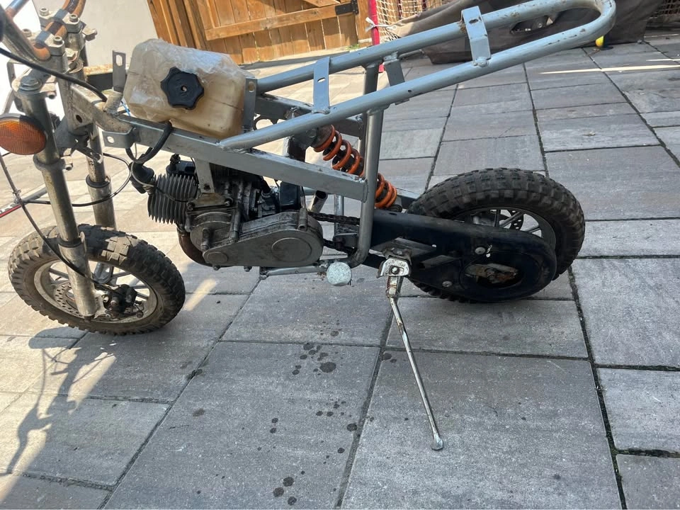 49cc 2 stroke pit bike - photo 3