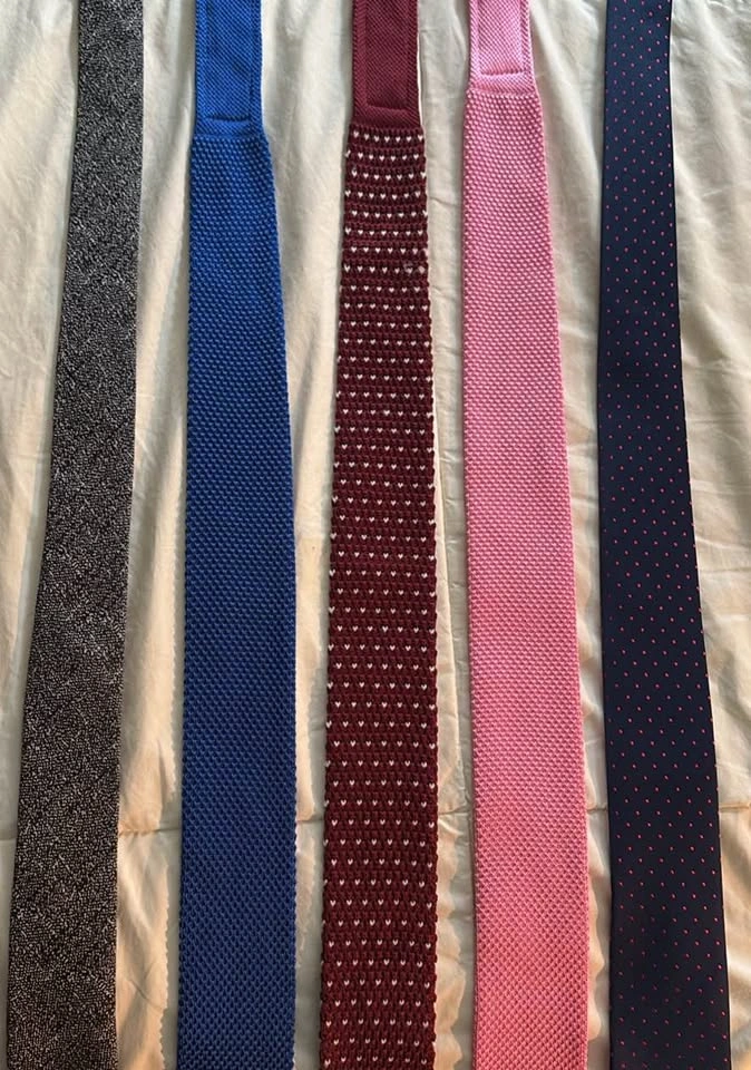 5 Knitted Skinny Neckties