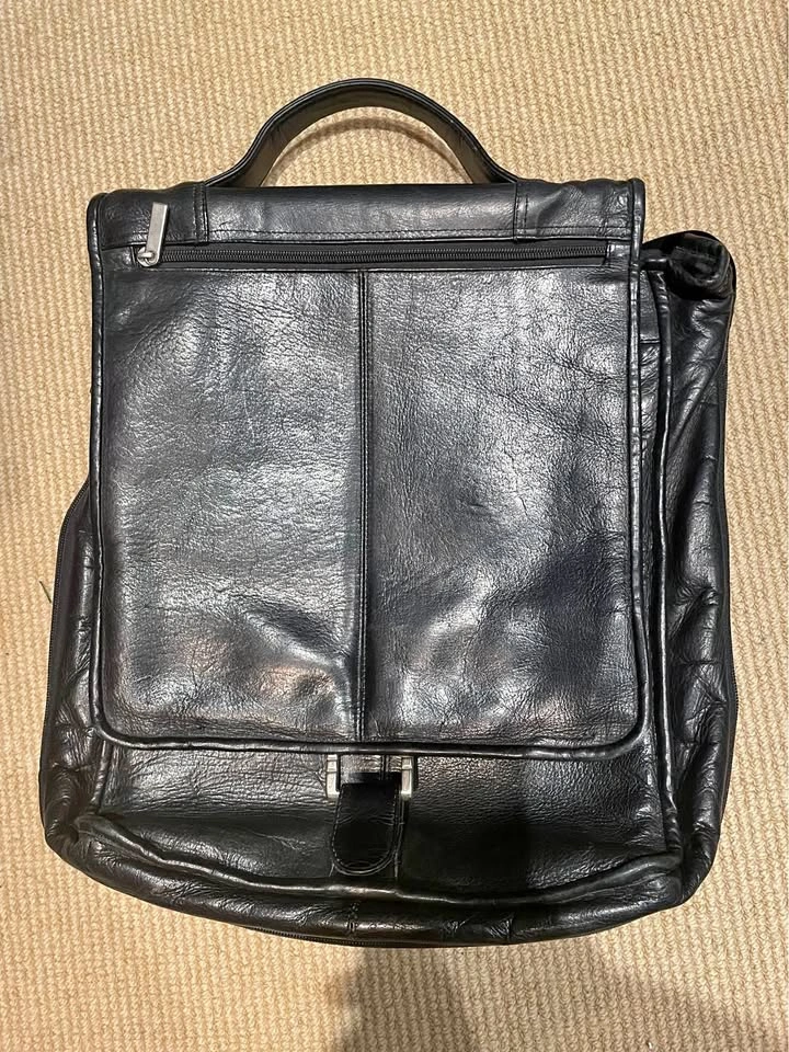 Genuine leather briefcase/ Laptop bag