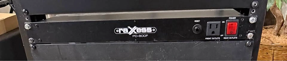 Raxxess PDF-800F Rack Mounted Power Strip