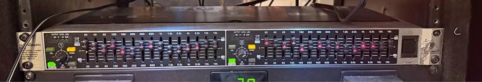 Ultragraph Pro Model FBQ1502 EQ