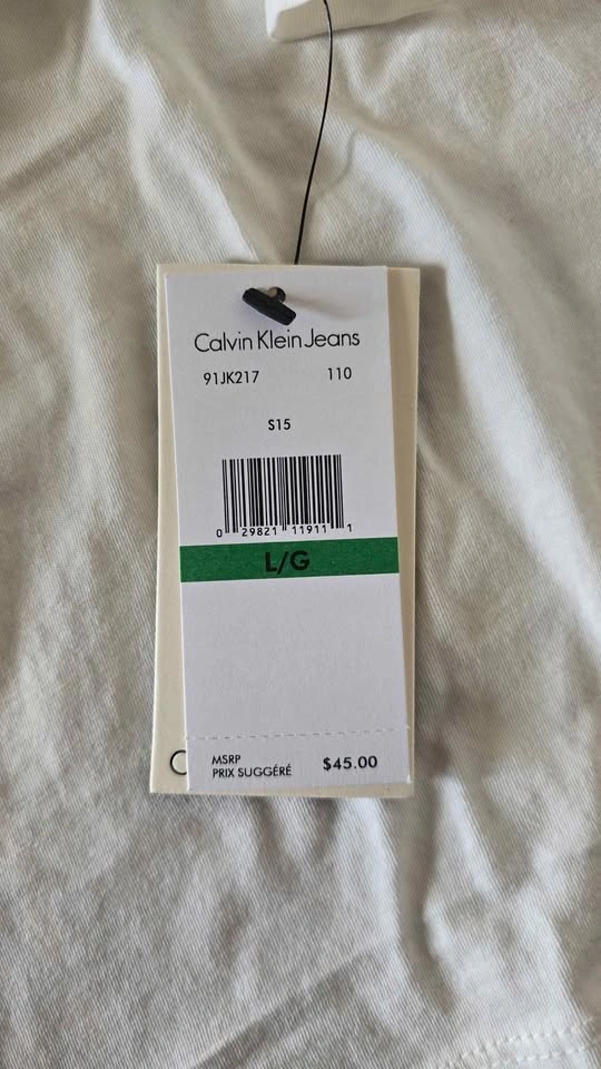 Calvin Klein T-Shirt Large - photo 3