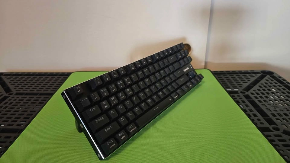 Red Dragon DHARMA K556 TKL Red Switch Wireless Gaming Keyboard - photo 2
