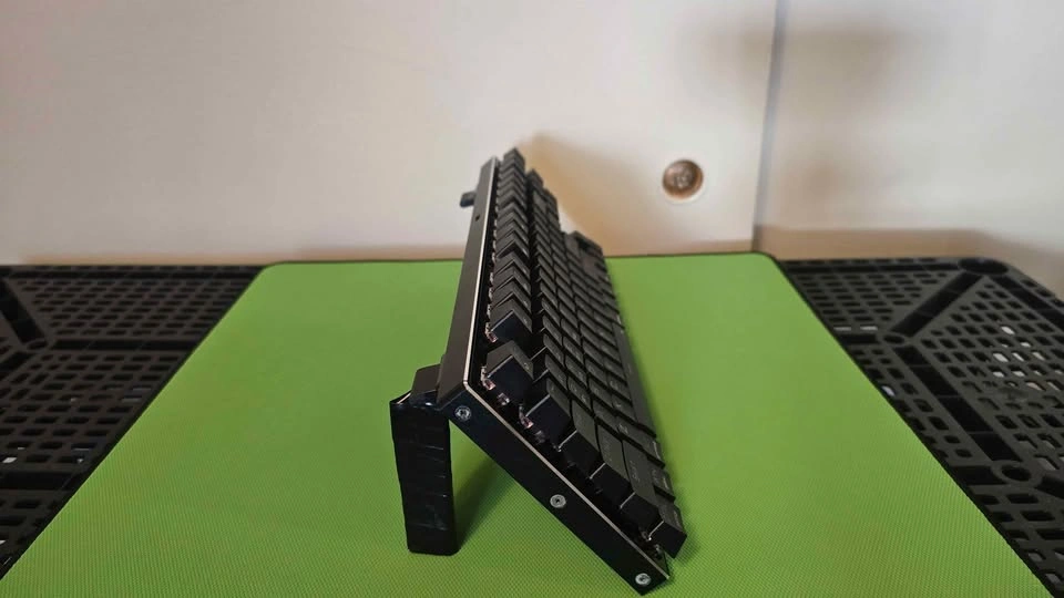 Red Dragon DHARMA K556 TKL Red Switch Wireless Gaming Keyboard - photo 3