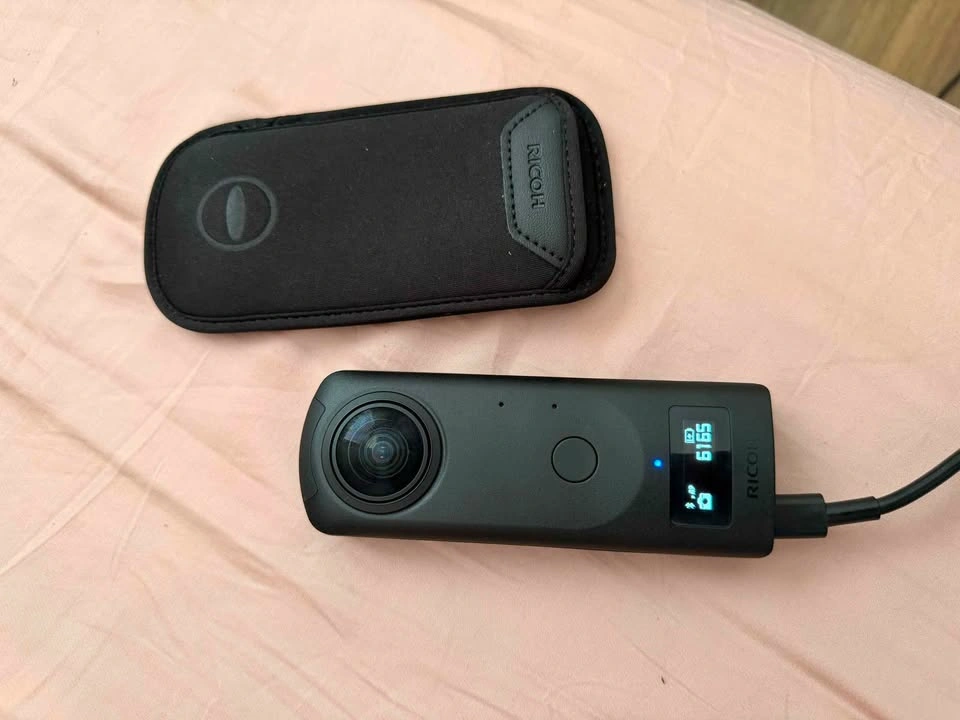Ricoh Theta Z1 360 Camera - photo 3
