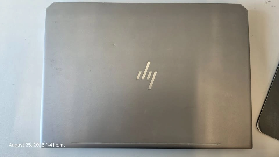 HP ZBook Studio G5 - i7 8th Gen / 16GB RAM / 256GB SSD - photo 4