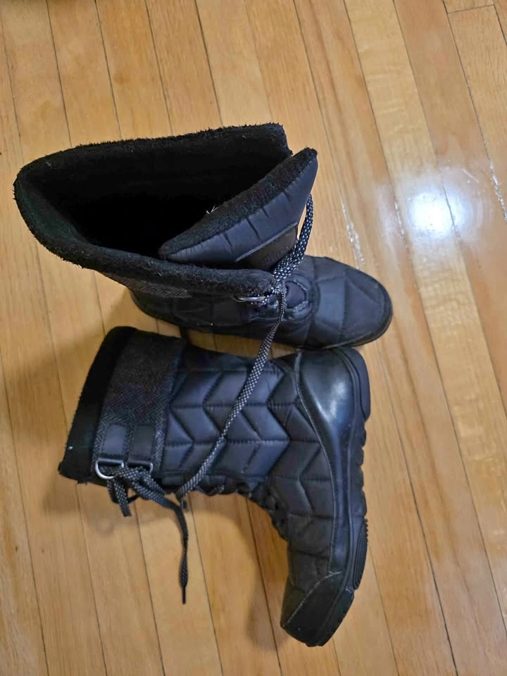 McKINLEY Maraboot Women's Winter Boots - Size 8