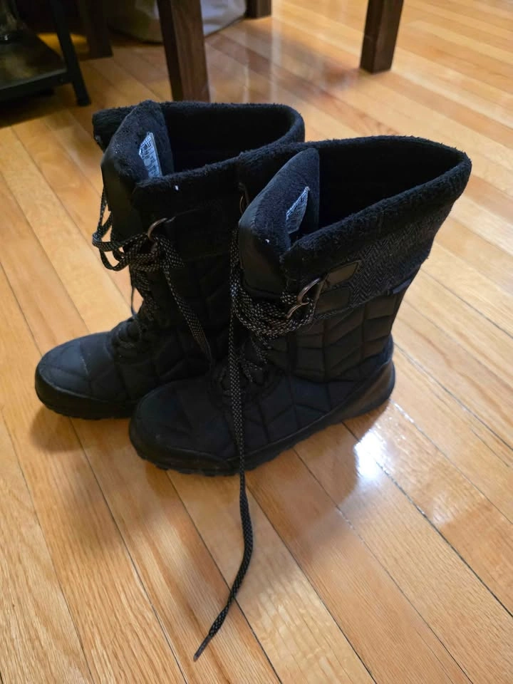 McKINLEY Maraboot Women's Winter Boots - Size 8 - photo 2