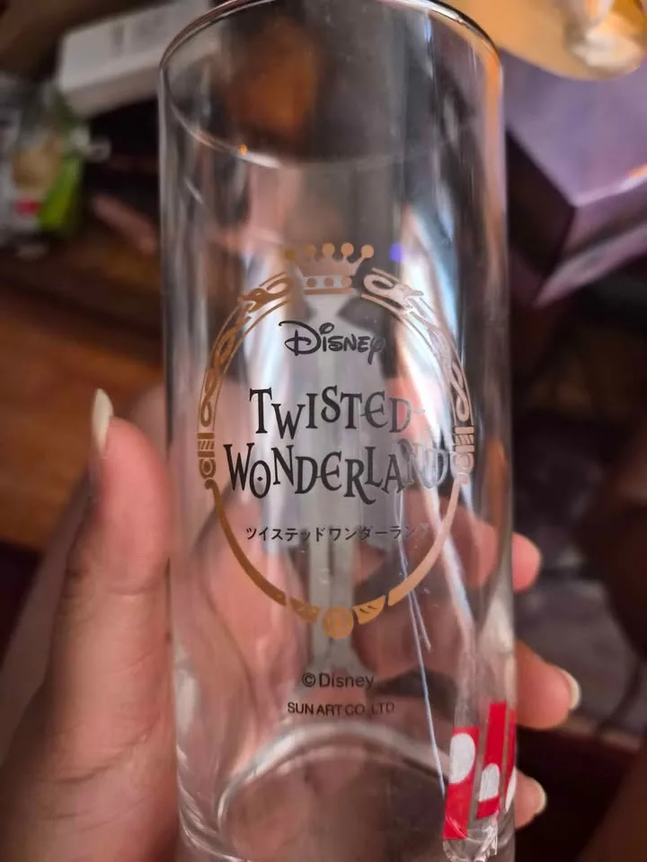 Twisted wonderland glass cups image indicator(4)