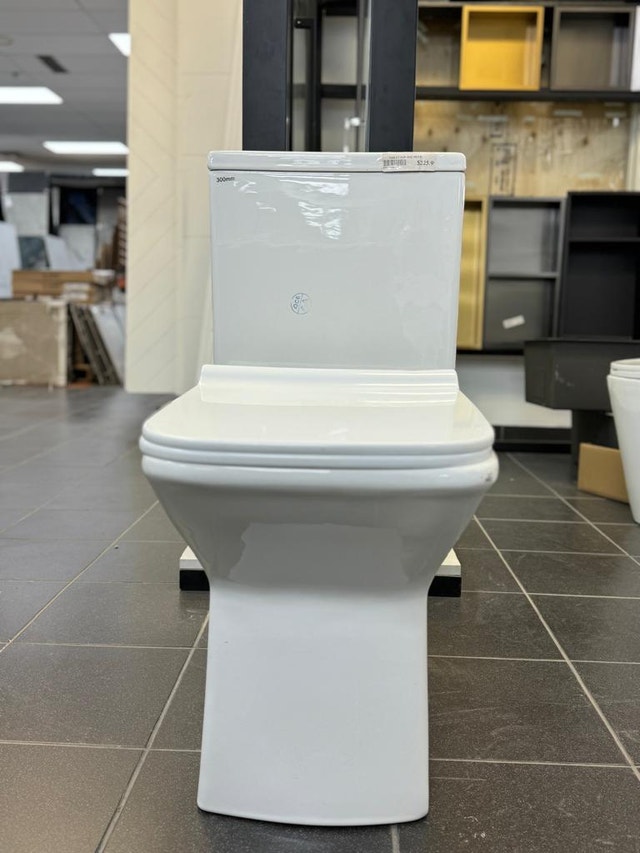 Avesto KW-88005 One Piece Toilet BNIB