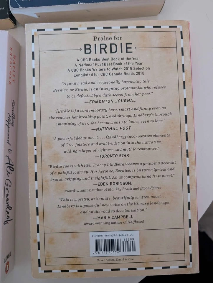 BOOK SALE: Sharp Objects, The Narrow Road to the Deep North - photo 5