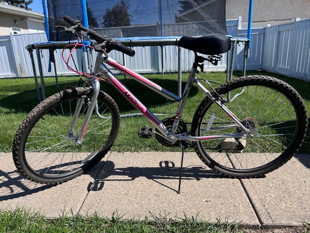 Movelo Algonquin Mountain Bike